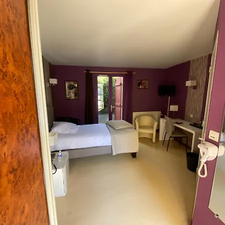 Restaurant De La Fontaine Hotel 2*